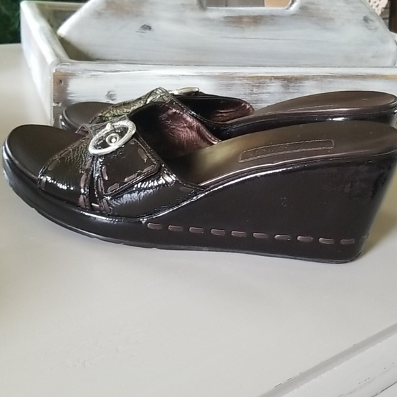 Brighton - Picture 2 of 7